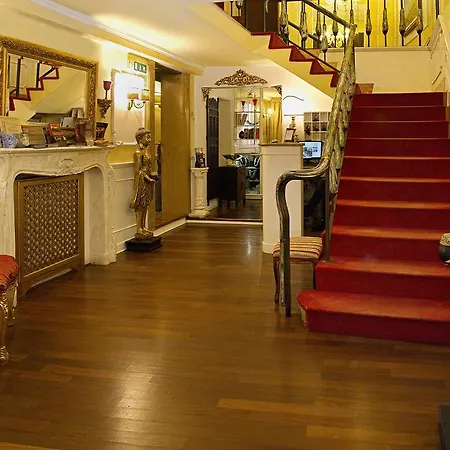 Noemi Hotel