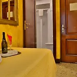 Noemi 3* Βενετία
