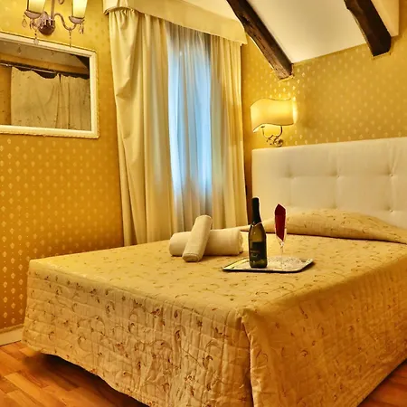 Noemi Hotel