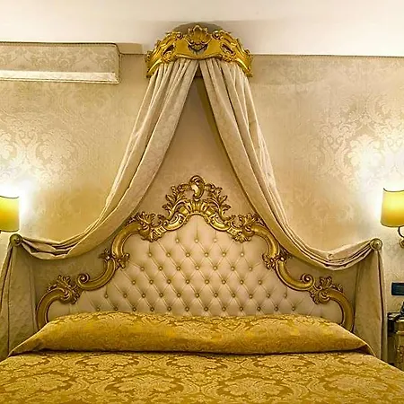 Hotel Noemi 3*