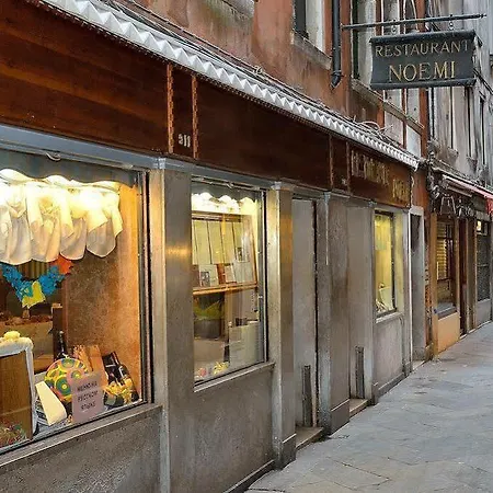 Hotel Noemi Venice